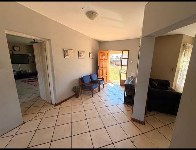 5 BEDROOM HOUSE FOR SALE IN HENLEY-ON-KLIP
